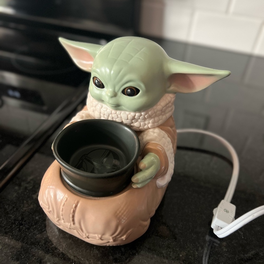 Baby Yoda (Grogu) Scentsy Wax Warmer